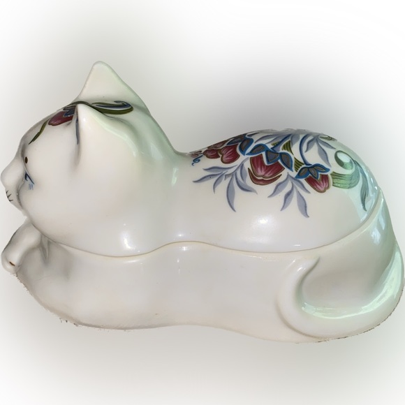 Elizabeth Arden Chinoiserie Watchful Cat Trinket Box Scented pink Candle - Picture 1 of 11